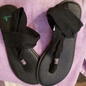 Sanuk Sling Back Yoga Sandals
